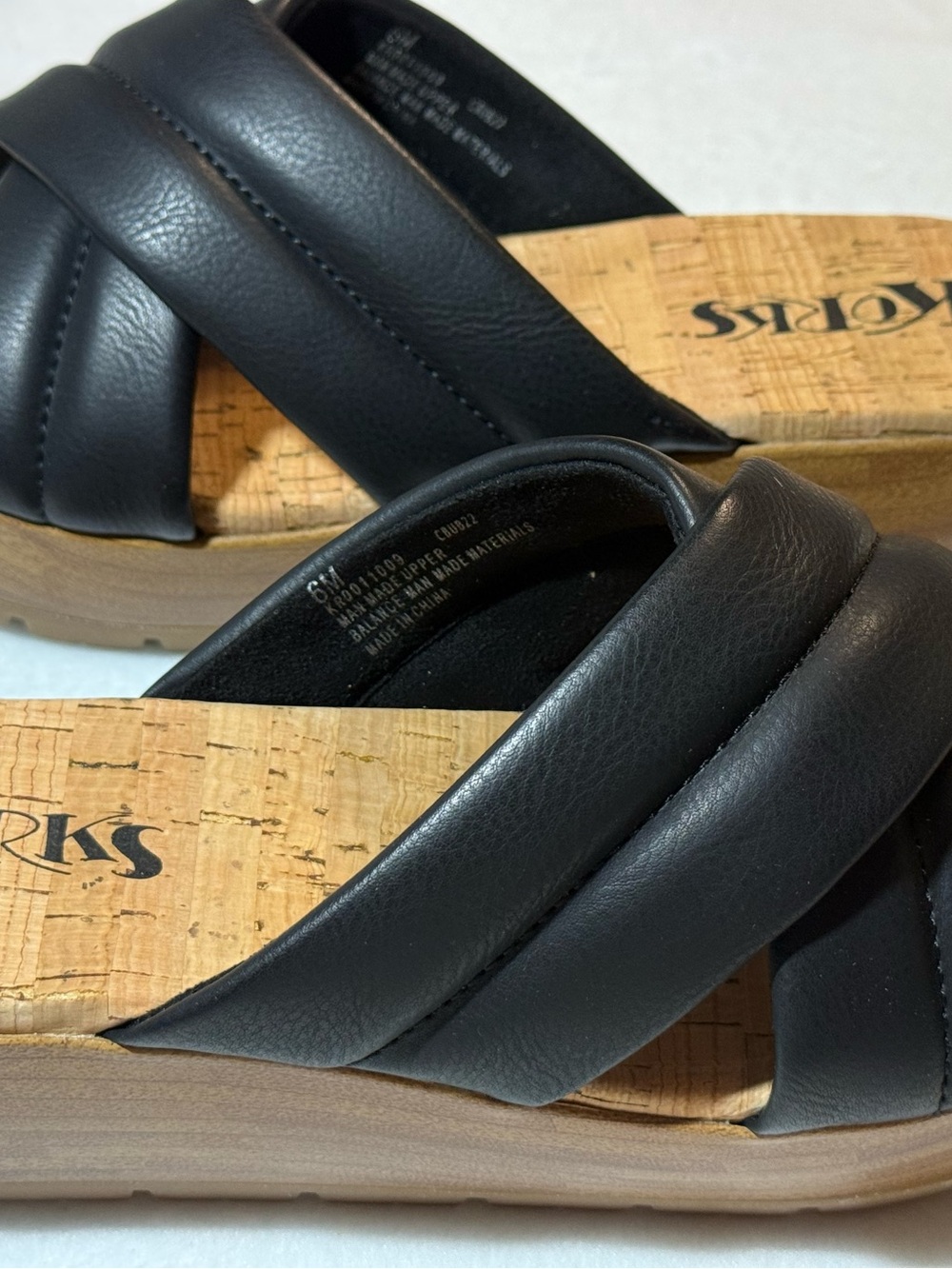 New Korks Faith Platform Wedge Sandals. Black. Size 6M & 7M - Picture 4 of 6